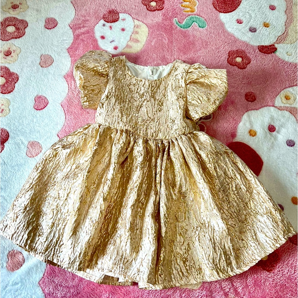 Shine dress for little girls 👧🏻